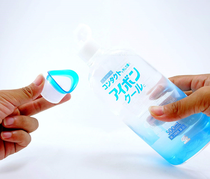 Nước Rửa Mắt Eyebon Cool có cốc rửa thông minh, tiện lợi giúp vệ sinh dễ dàng sạch sẽ
