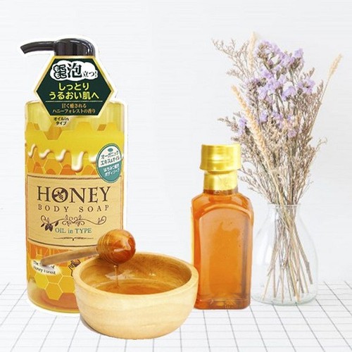 DaiichiSekken Honey Body Soap Oil in Type chứa các thành phần tự nhiên an toàn cho da